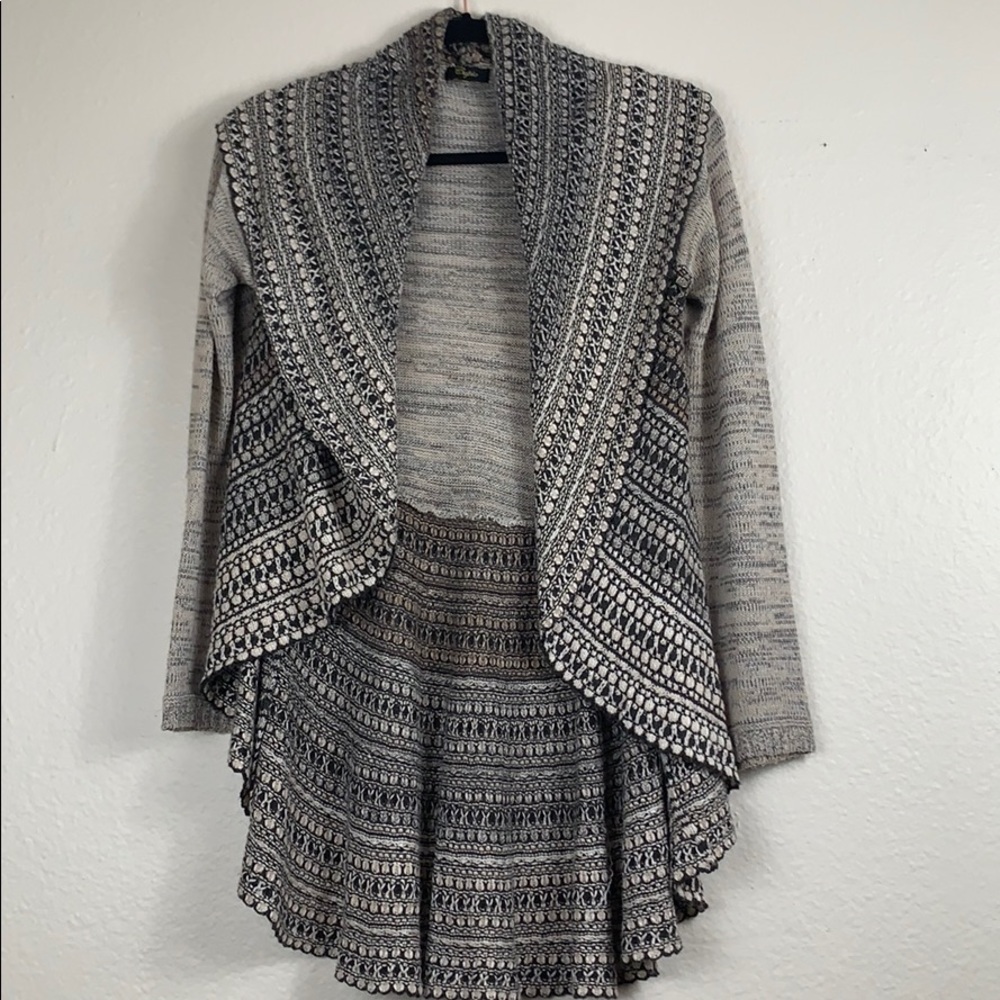 Knitted Cupio Cardigan